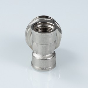 Тройник коллекторный с вращающимся штуцером 3/4"х1/2"х1/2" нар.-вн.-вн.